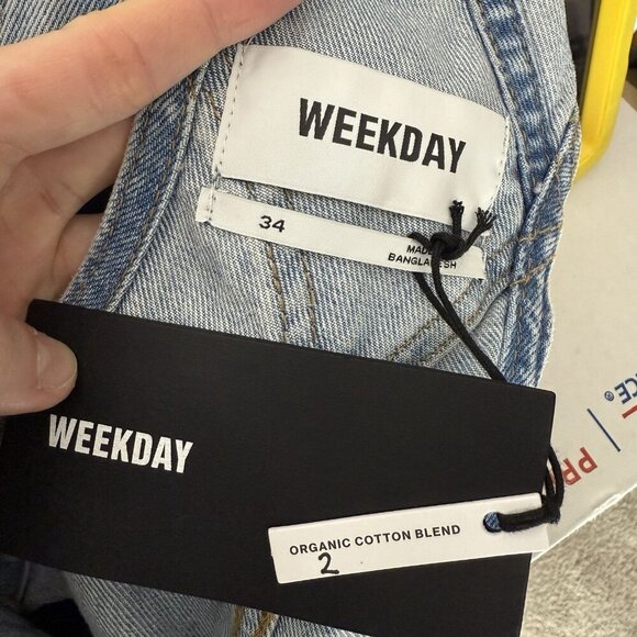 WEEKDAY Dusty Dungaree Denim Overall Shorts Blue Sz 34 NWT Baggy 90s Y2K Grunge - Picture 9 of 12